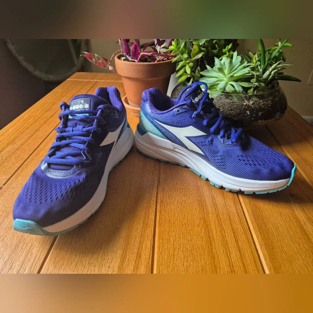 Diadora Blushield Mythos Sneakers -‎ Size 8
